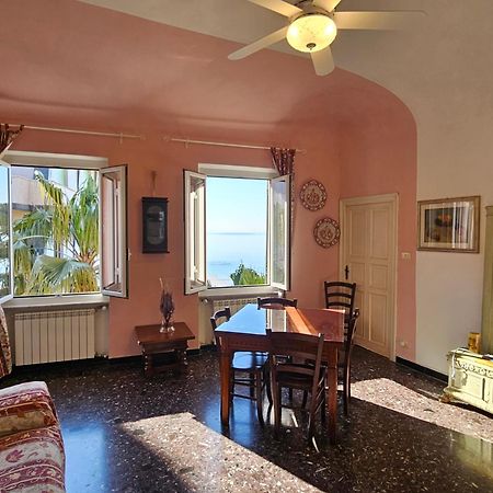 Le Finestre Sul Mare Apartment Albissola Marina Exterior photo